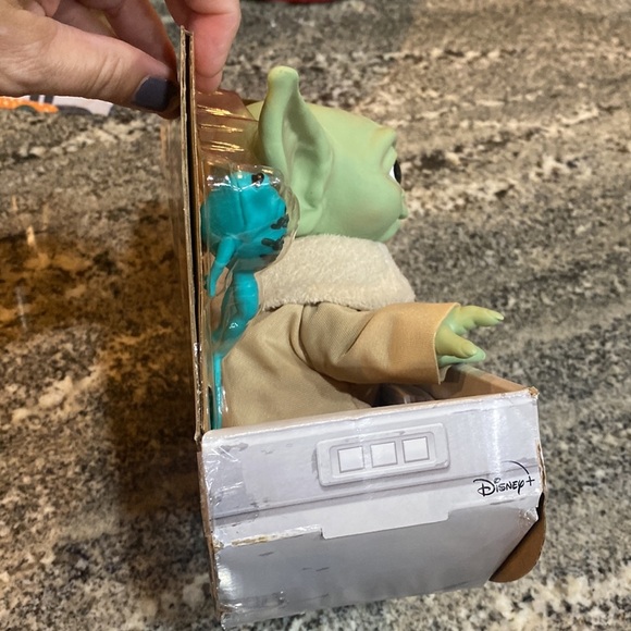 Star Wars The Mandalorian The Child by Hasbro Talking Plush​ - Picture 6 of 12